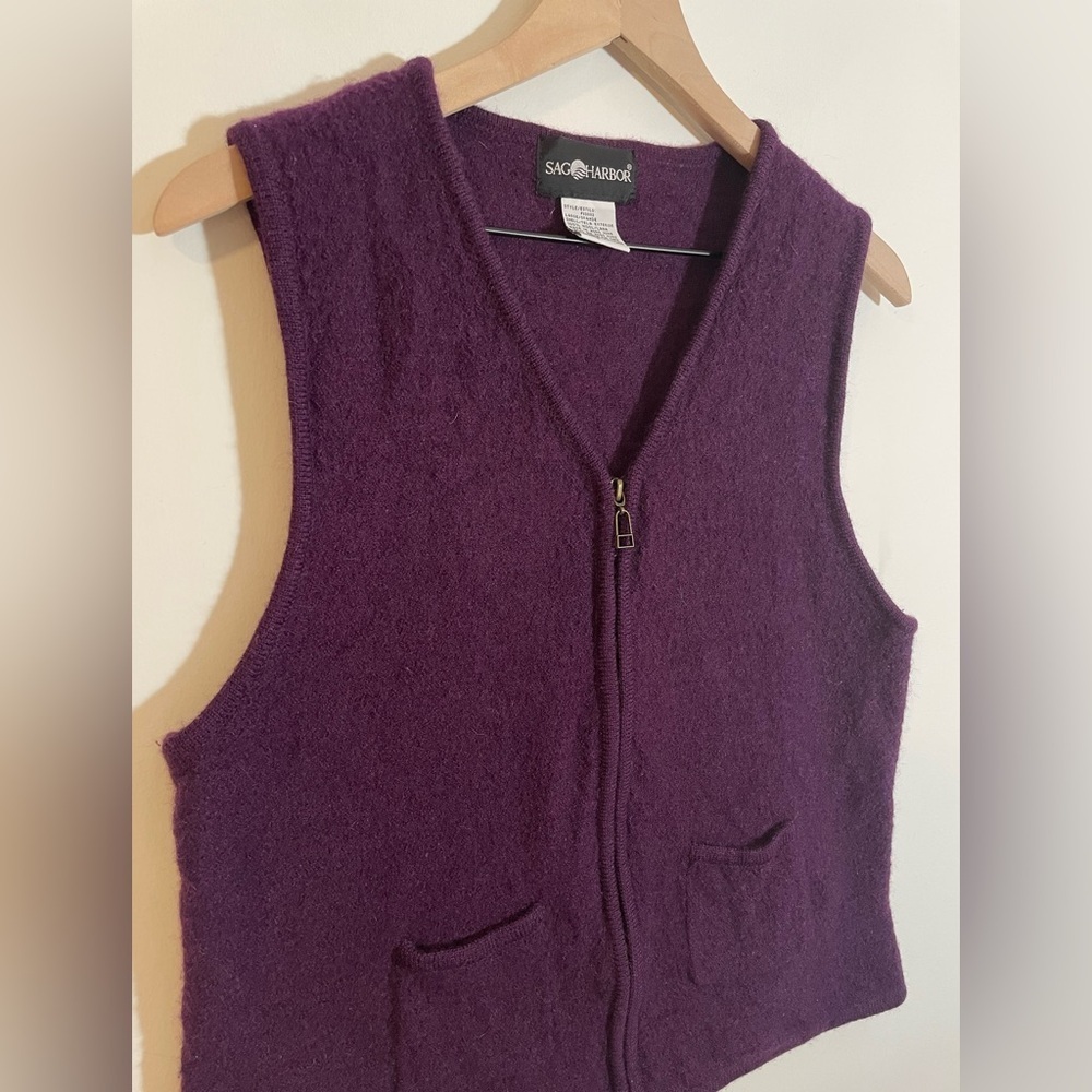 Vintage Sweater Vest Sz Large Jacket Boucle Purple Zip Front Pockets 100% Wool - Picture 3 of 8